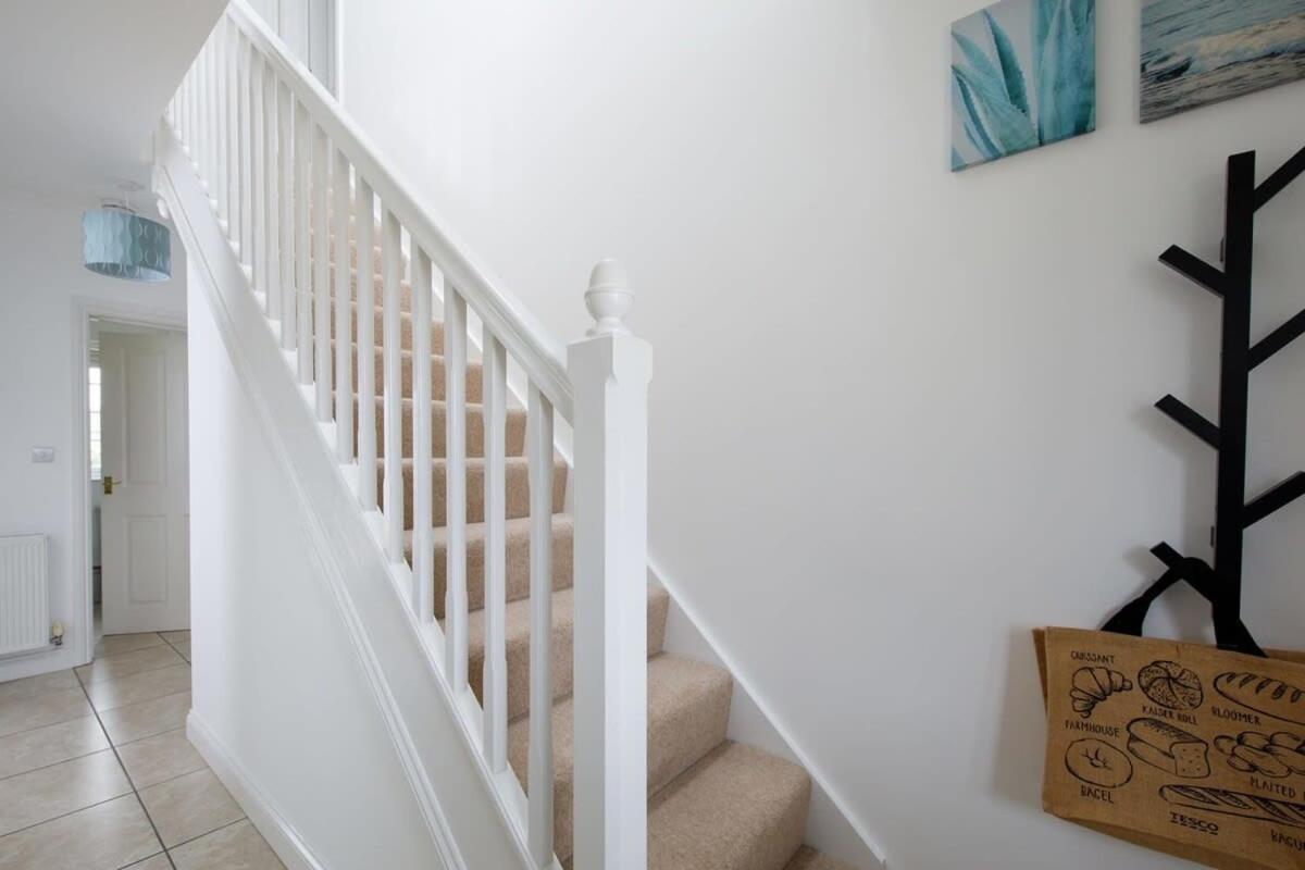 Modern & Stylish Seaside Family Home Chichester Luaran gambar