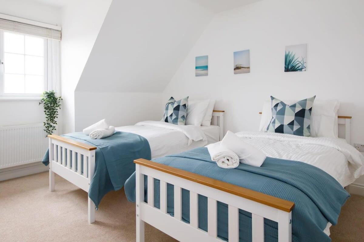 Modern & Stylish Seaside Family Home Chichester Luaran gambar